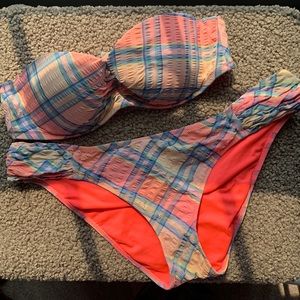Victoria’s Secret bikini